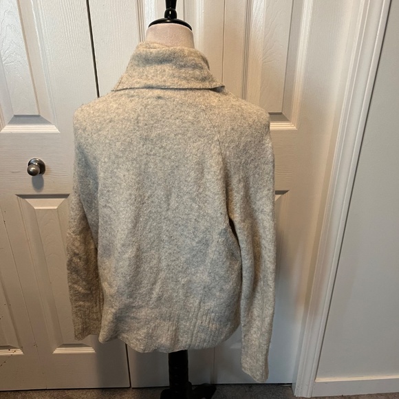 Community from Aritizia size XS wool blend turtle neck - Picture 8 of 15